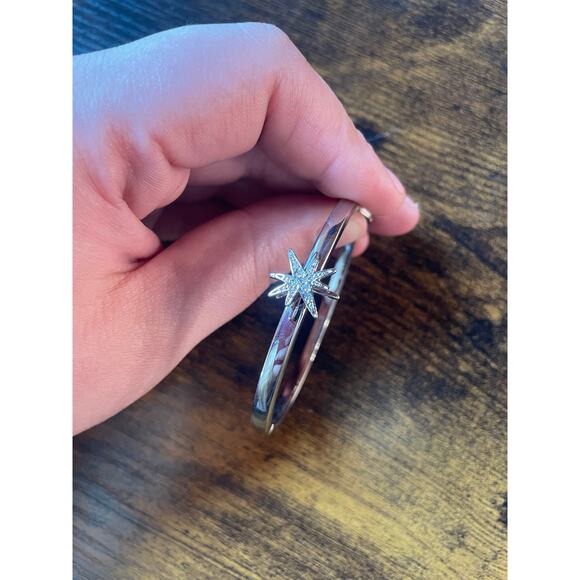 Marlyn Schiff North Star Rhinestone Silver Tone Hinged Bangle Bracelet - Picture 4 of 6